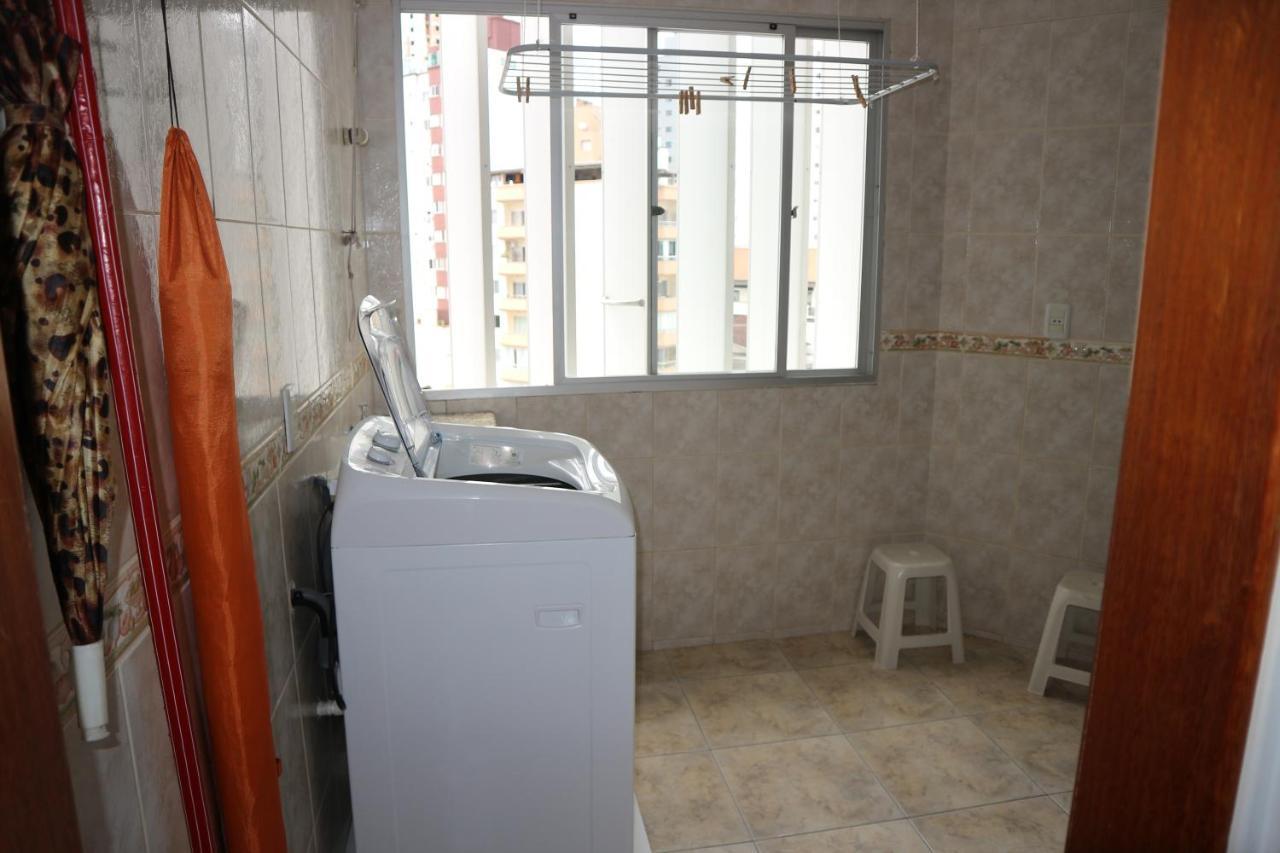 Amplo apto de 3 quartos prox. a praia central de Balneário Camboriú sc Balneario Camboriu Exterior foto