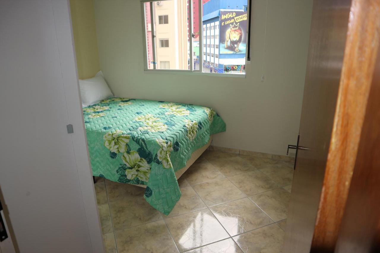 Amplo apto de 3 quartos prox. a praia central de Balneário Camboriú sc Balneario Camboriu Exterior foto