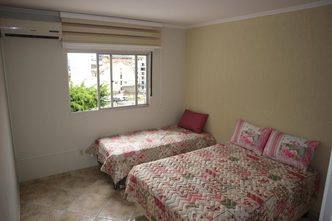 Amplo apto de 3 quartos prox. a praia central de Balneário Camboriú sc Balneario Camboriu Exterior foto